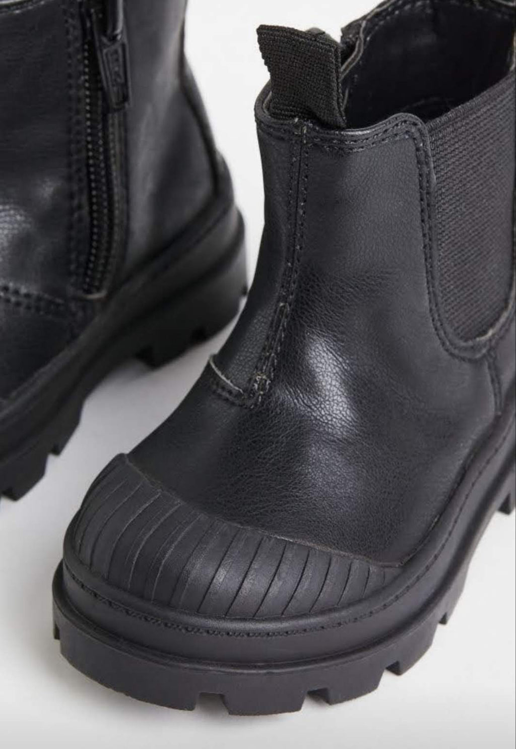 H&M Black Chalsea Boots
