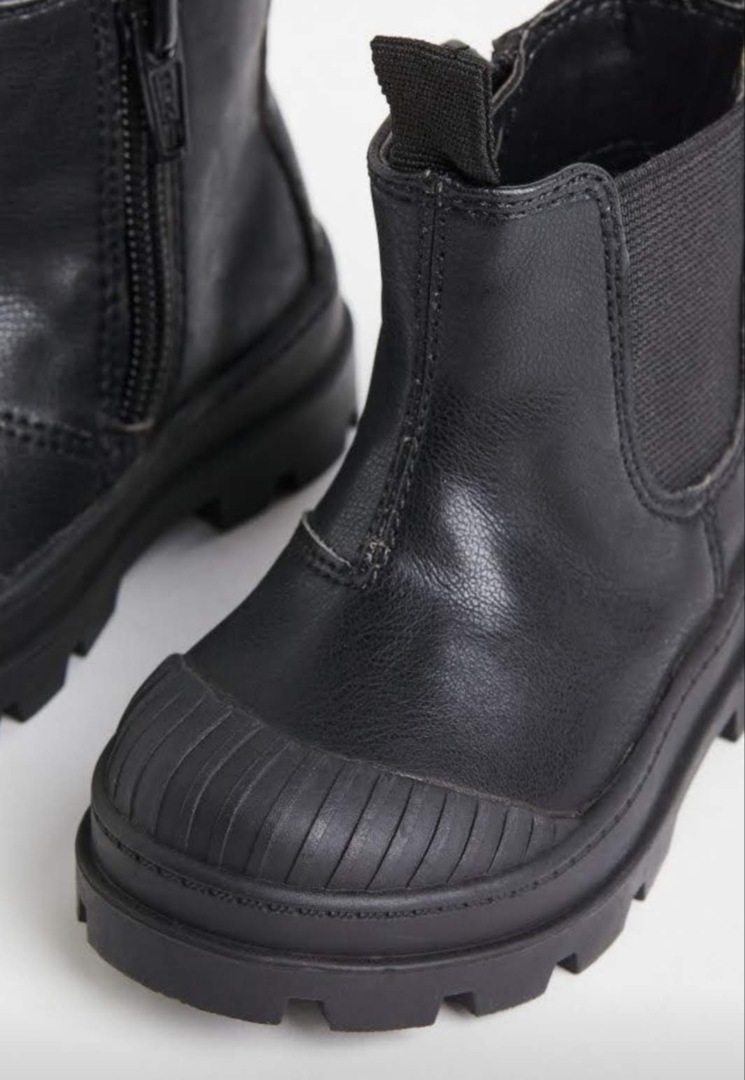 H&M Black Chalsea Boots