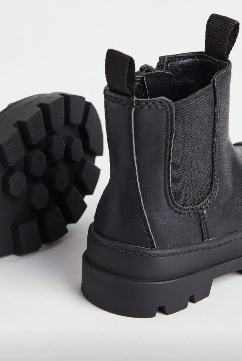 H&M Black Chalsea Boots
