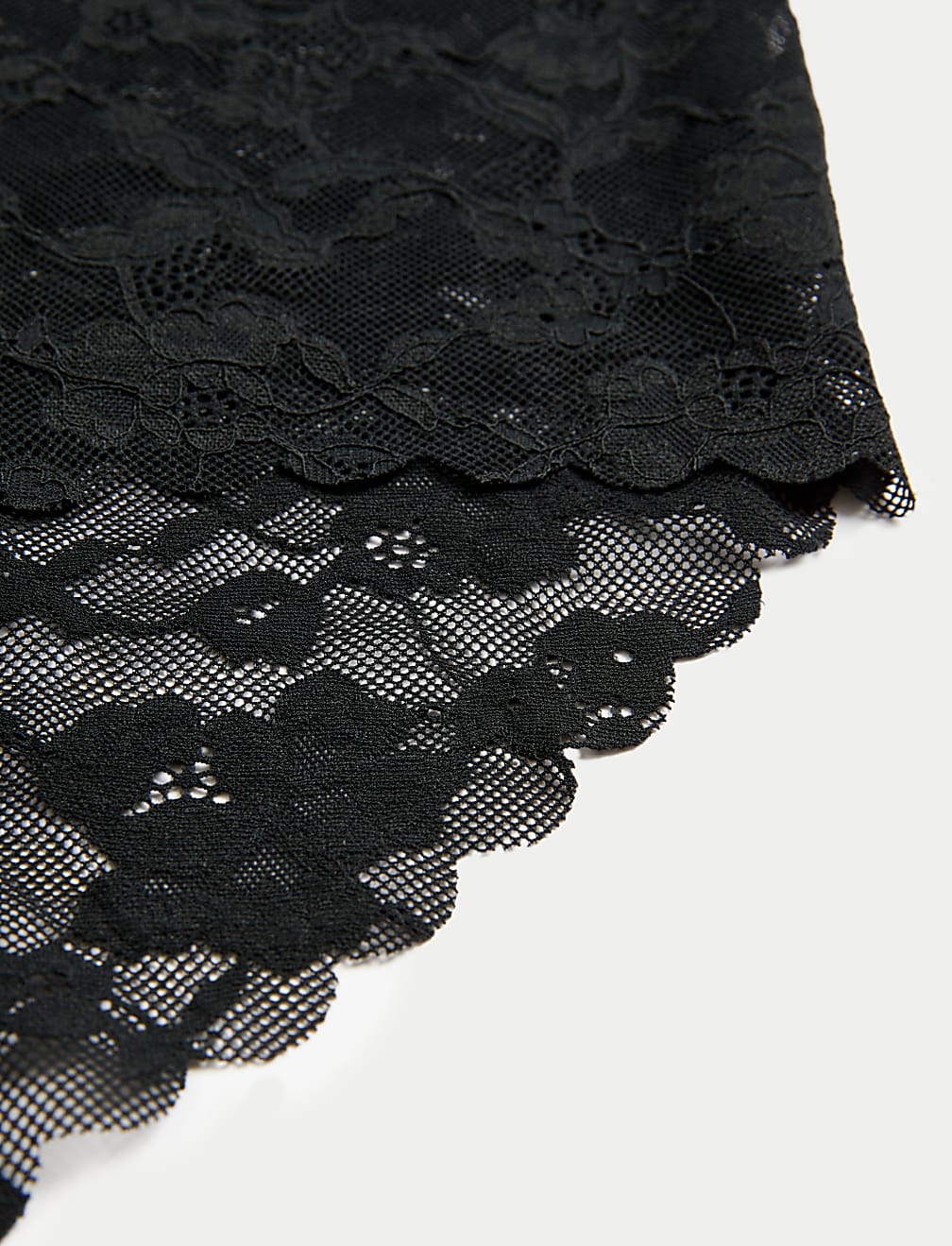 Marks and Spencer Freecut Lace Full Briefs-Pack of 3