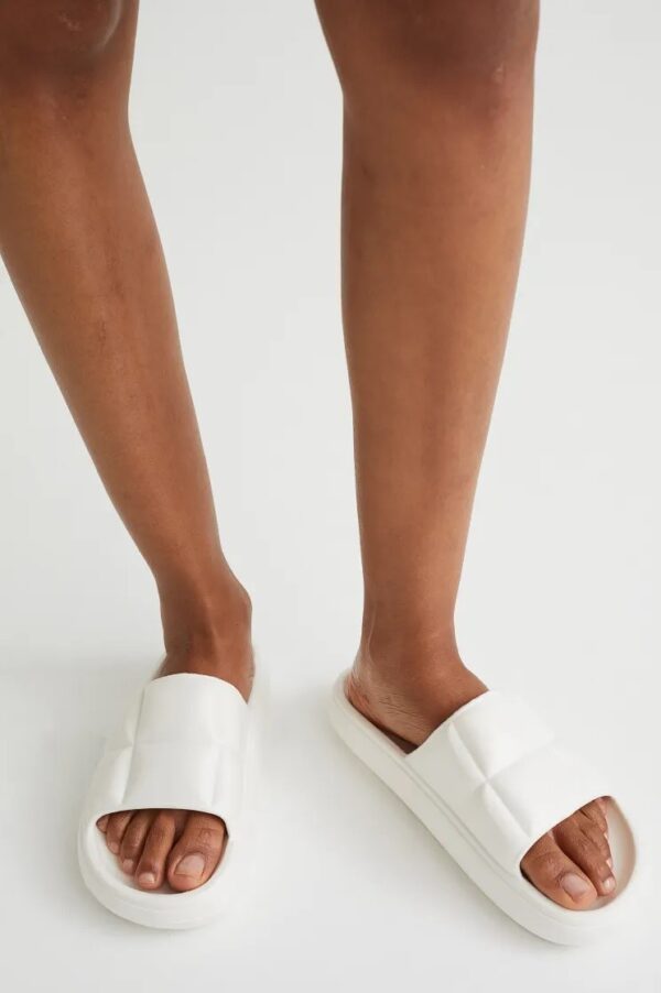 H&M Women Quilted Pool Shoes White